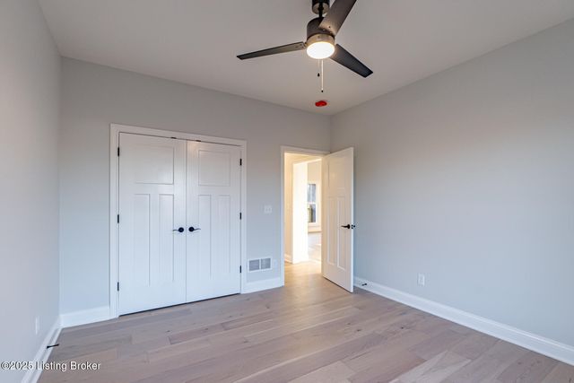 524 Dalton Dr, Fisherville, KY 40023