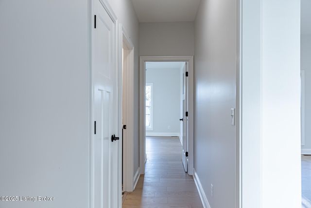 524 Dalton Dr, Fisherville, KY 40023