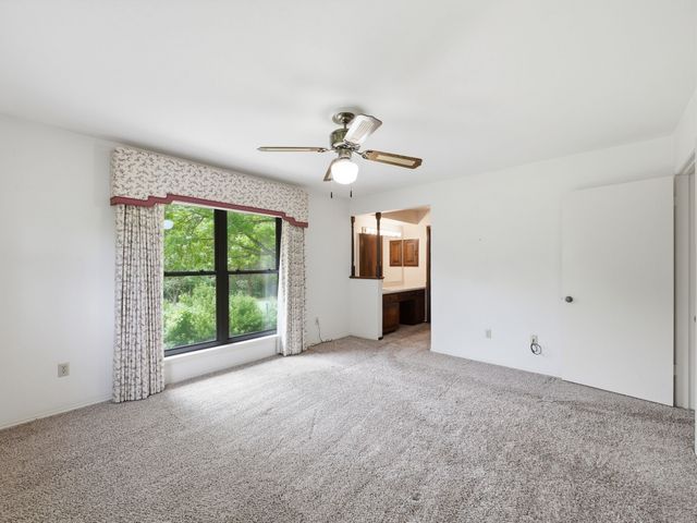 1014 Green Valley Lane, Duncanville, TX 75137