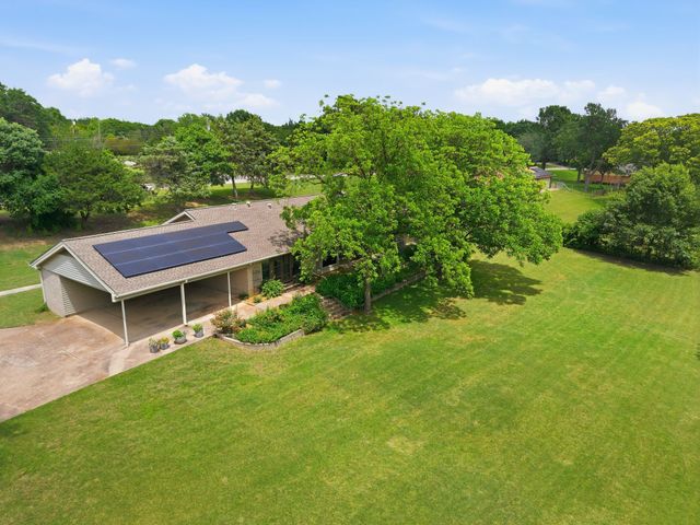 1014 Green Valley Lane, Duncanville, TX 75137