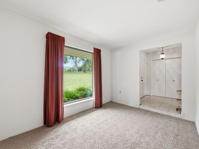 1014 Green Valley Lane, Duncanville, TX 75137
