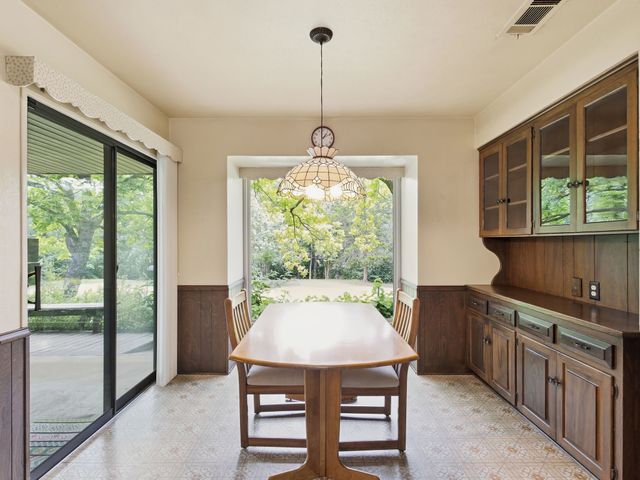 1014 Green Valley Lane, Duncanville, TX 75137