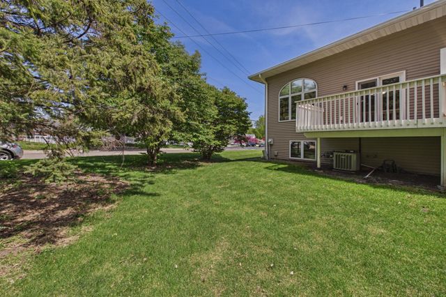 3256 Old Highway 8, Saint Anthony, MN 55418