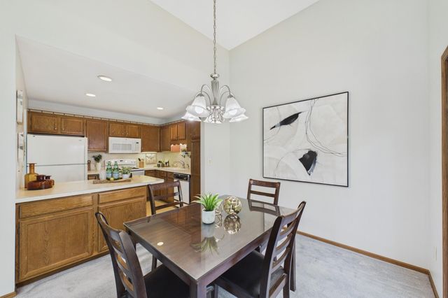 3256 Old Highway 8, Saint Anthony, MN 55418