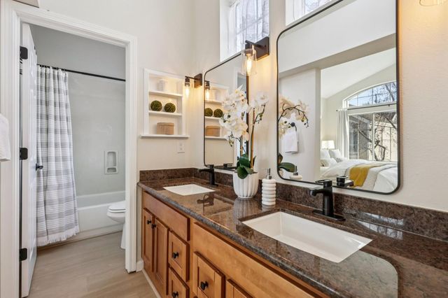 979 Pinto Palm Terrace 45, Sunnyvale, CA 94087