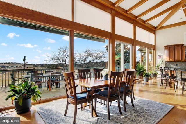 6732 ST ANNES DR, Fayetteville, PA 17222