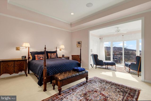 6732 ST ANNES DR, Fayetteville, PA 17222