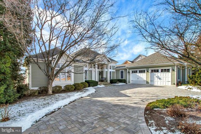 6732 ST ANNES DR, Fayetteville, PA 17222