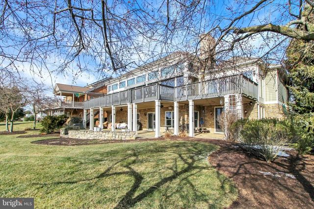 6732 ST ANNES DR, Fayetteville, PA 17222