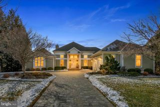 6732 ST ANNES DR, Fayetteville, PA 17222