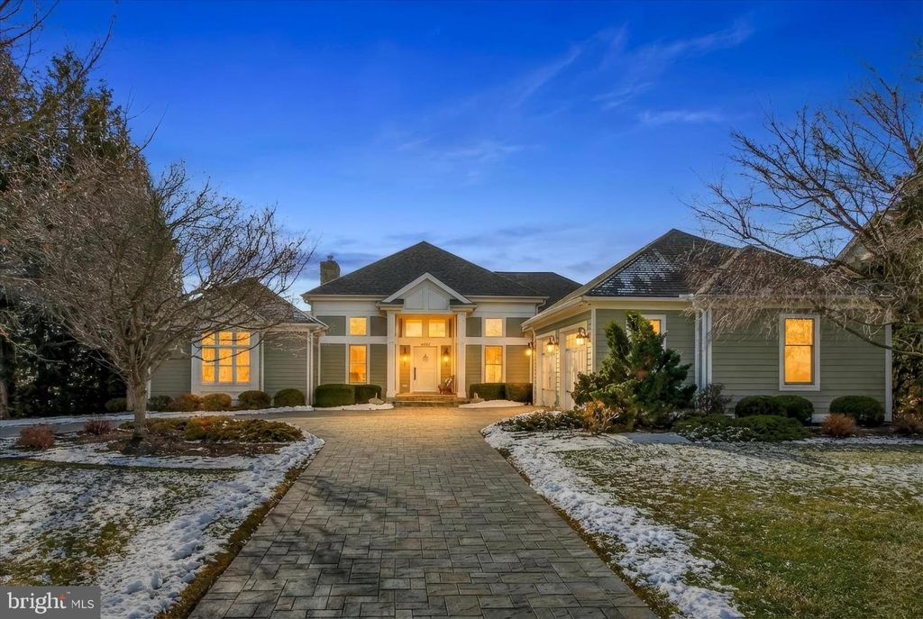 6732 ST ANNES DR, Fayetteville, PA 17222