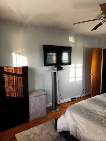 198-17 Dunton Avenue 2nd floor, Holliswood, NY 11423