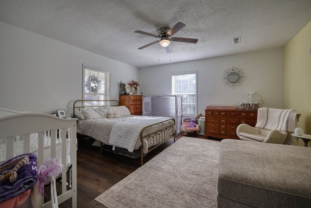 118 S College, Slocomb, AL 36375