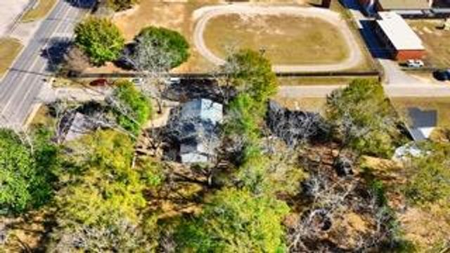 118 S College, Slocomb, AL 36375