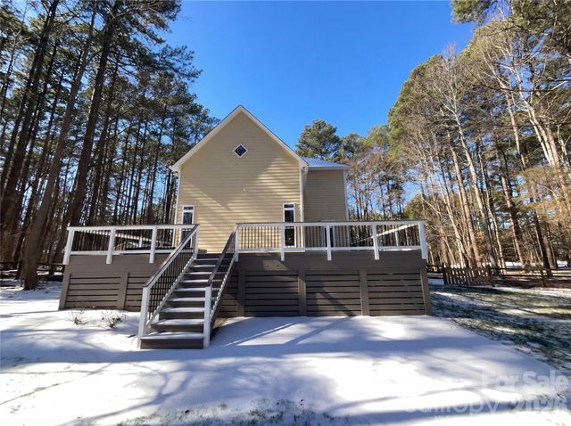 405 Isle Of Pines Road, Mooresville, NC 28117