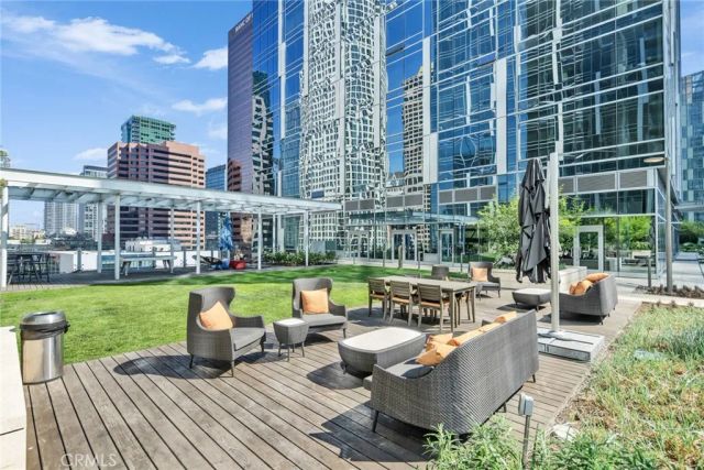 877 Francisco St 805, Los Angeles, CA 90017