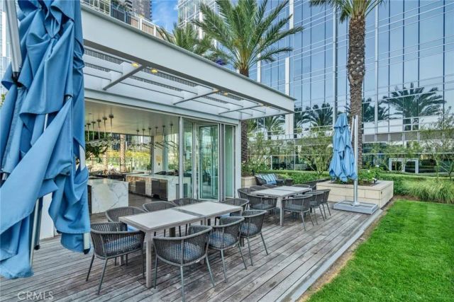 877 Francisco St 805, Los Angeles, CA 90017