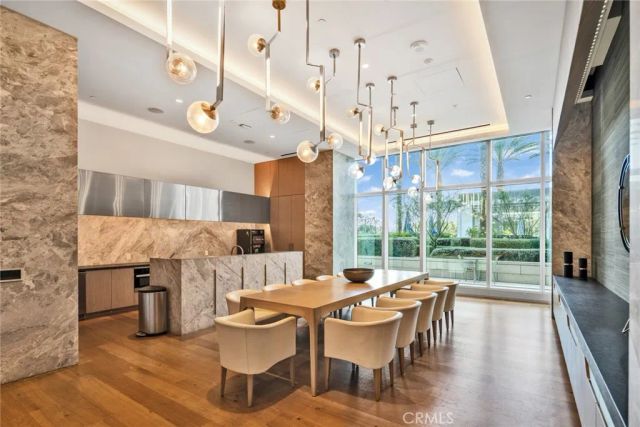 877 Francisco St 805, Los Angeles, CA 90017