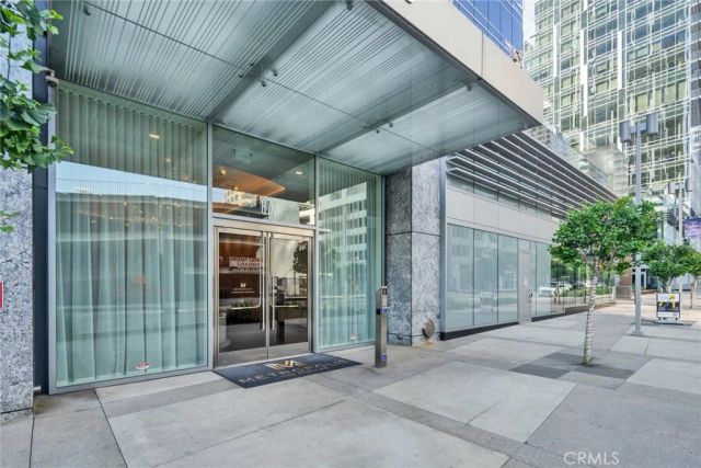 877 Francisco St 805, Los Angeles, CA 90017