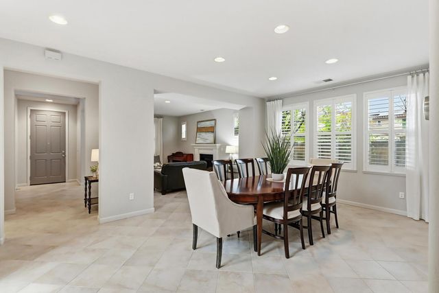 2501 Mossy Oak Ct, Rocklin, CA 95765