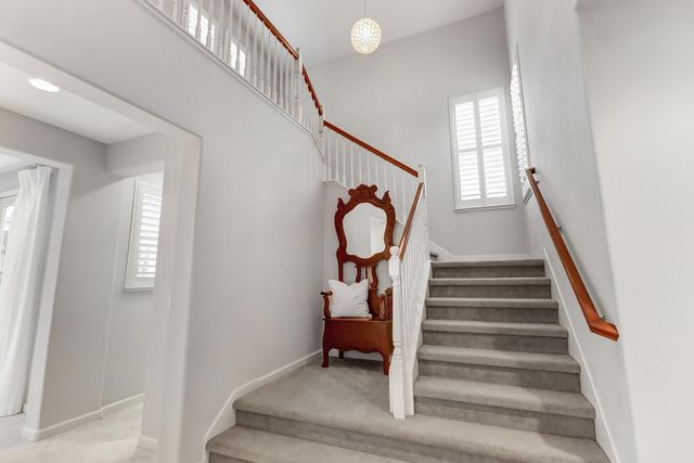 2501 Mossy Oak Ct, Rocklin, CA 95765