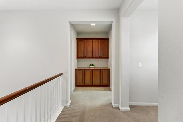 2501 Mossy Oak Ct, Rocklin, CA 95765