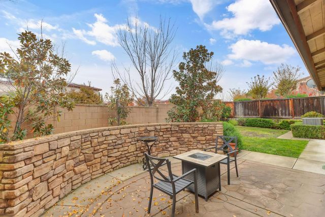 2501 Mossy Oak Ct, Rocklin, CA 95765