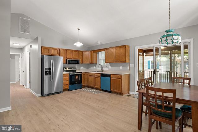 9 CAMELOT CIR, Ocean Pines, MD 21811