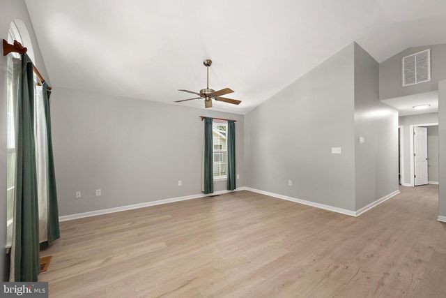 9 CAMELOT CIR, Ocean Pines, MD 21811