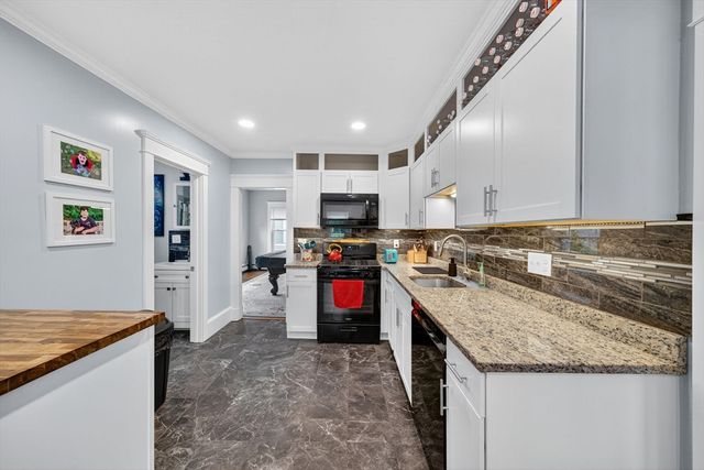 330 Maple Street, New Bedford, MA 02740