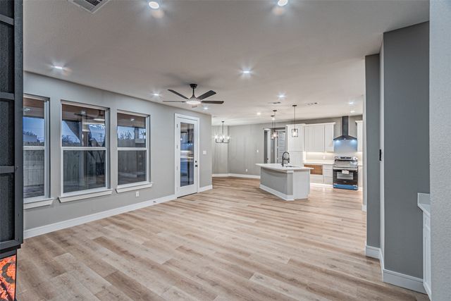 1818 Marfa Avenue, Dallas, TX 75216