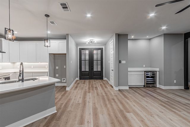 1818 Marfa Avenue, Dallas, TX 75216