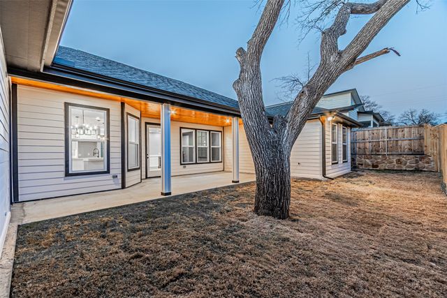 1818 Marfa Avenue, Dallas, TX 75216