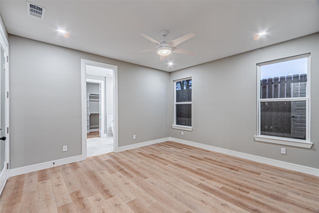 1818 Marfa Avenue, Dallas, TX 75216