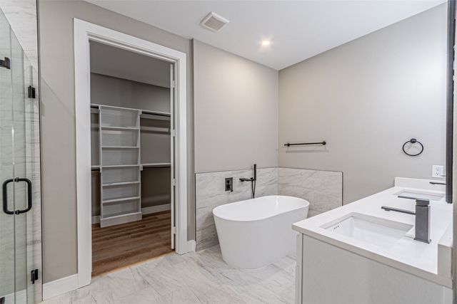 1818 Marfa Avenue, Dallas, TX 75216