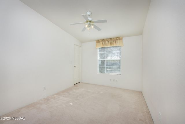662 W Coachline Lane, Benson, AZ 85602