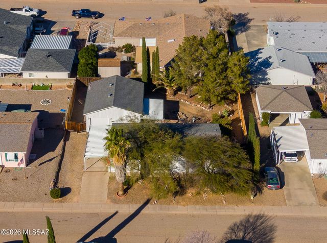662 W Coachline Lane, Benson, AZ 85602