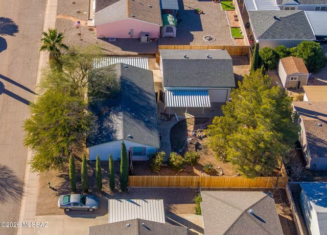 662 W Coachline Lane, Benson, AZ 85602