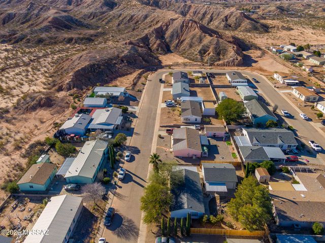 662 W Coachline Lane, Benson, AZ 85602