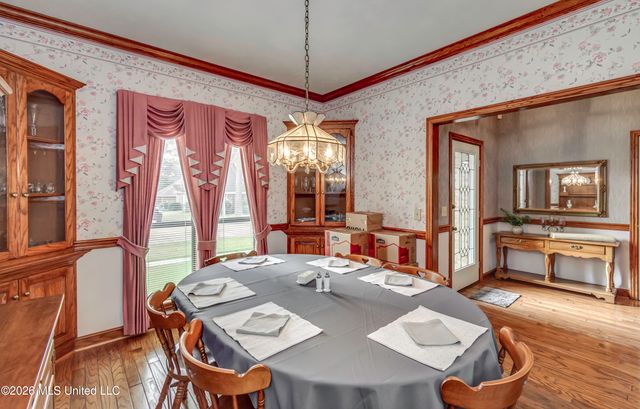 510 Bay Pointe Circle, Brandon, MS 39047