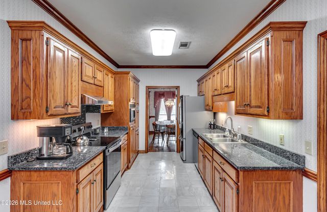 510 Bay Pointe Circle, Brandon, MS 39047