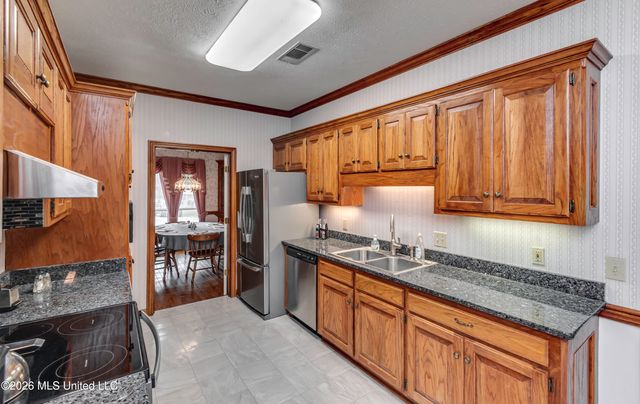 510 Bay Pointe Circle, Brandon, MS 39047