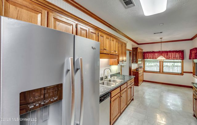 510 Bay Pointe Circle, Brandon, MS 39047