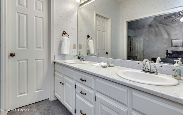 510 Bay Pointe Circle, Brandon, MS 39047