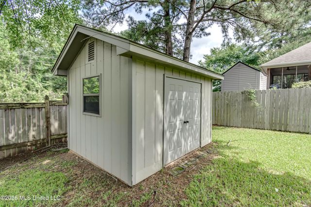 510 Bay Pointe Circle, Brandon, MS 39047