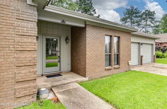 510 Bay Pointe Circle, Brandon, MS 39047