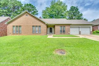 510 Bay Pointe Circle, Brandon, MS 39047