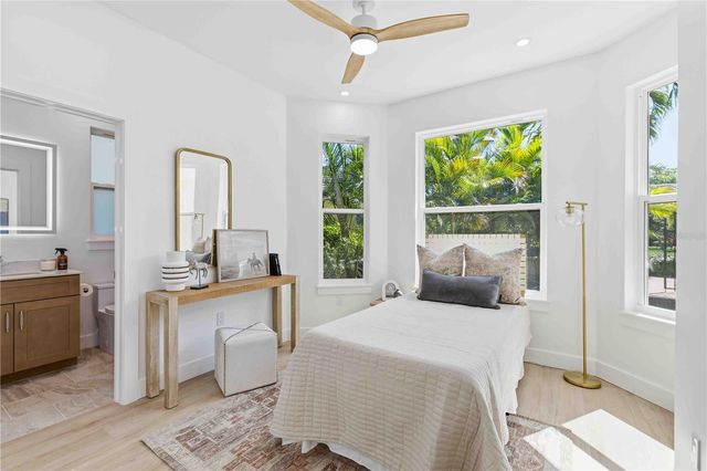 1354 TEAROSE PLACE, Sarasota, FL 34239