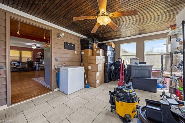 487 King Road, Seagrove, NC 27341