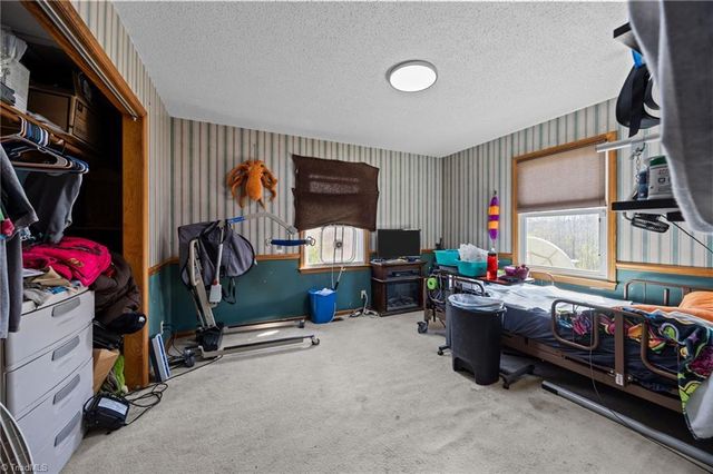 487 King Road, Seagrove, NC 27341